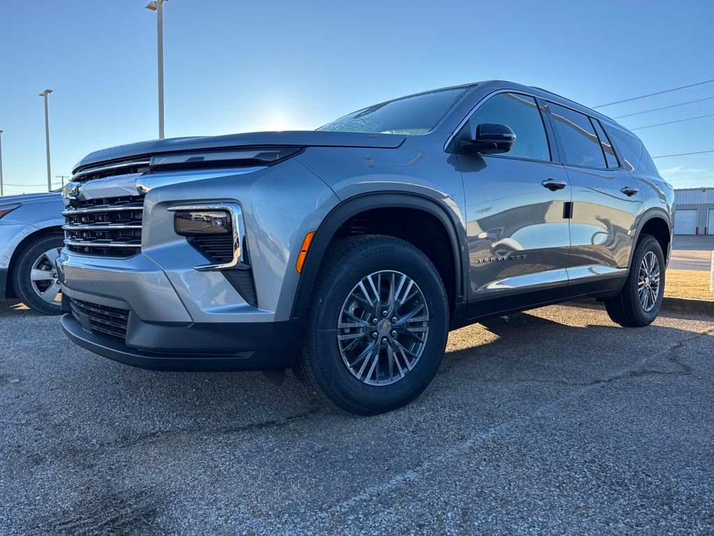 2026 Chevrolet Traverse LT FWD