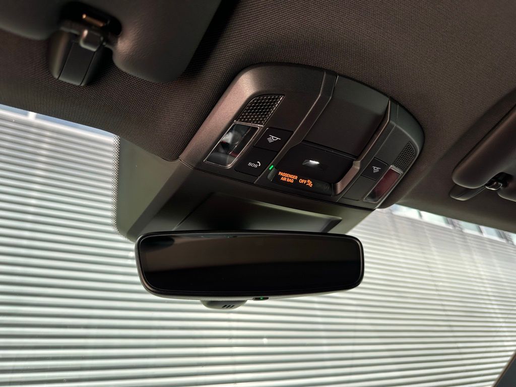 Thumbnail: 2021 Porsche 911 - 32