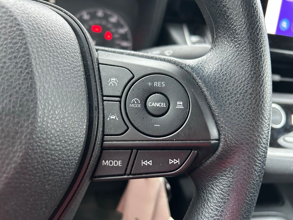 Thumbnail: 2023 Toyota Corolla - 18