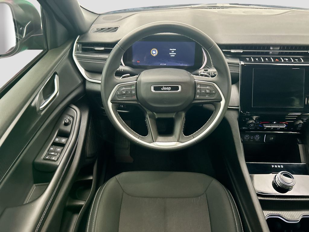 Thumbnail: 2024 Jeep Grand Cherokee L - 10