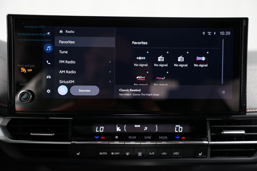 2025 Toyota Sienna XSE 18