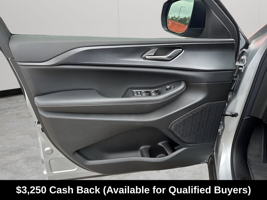 New Car 2025 Jeep Grand Cherokee  Laredo X For Sale Under $40,000 In Austin, Texas