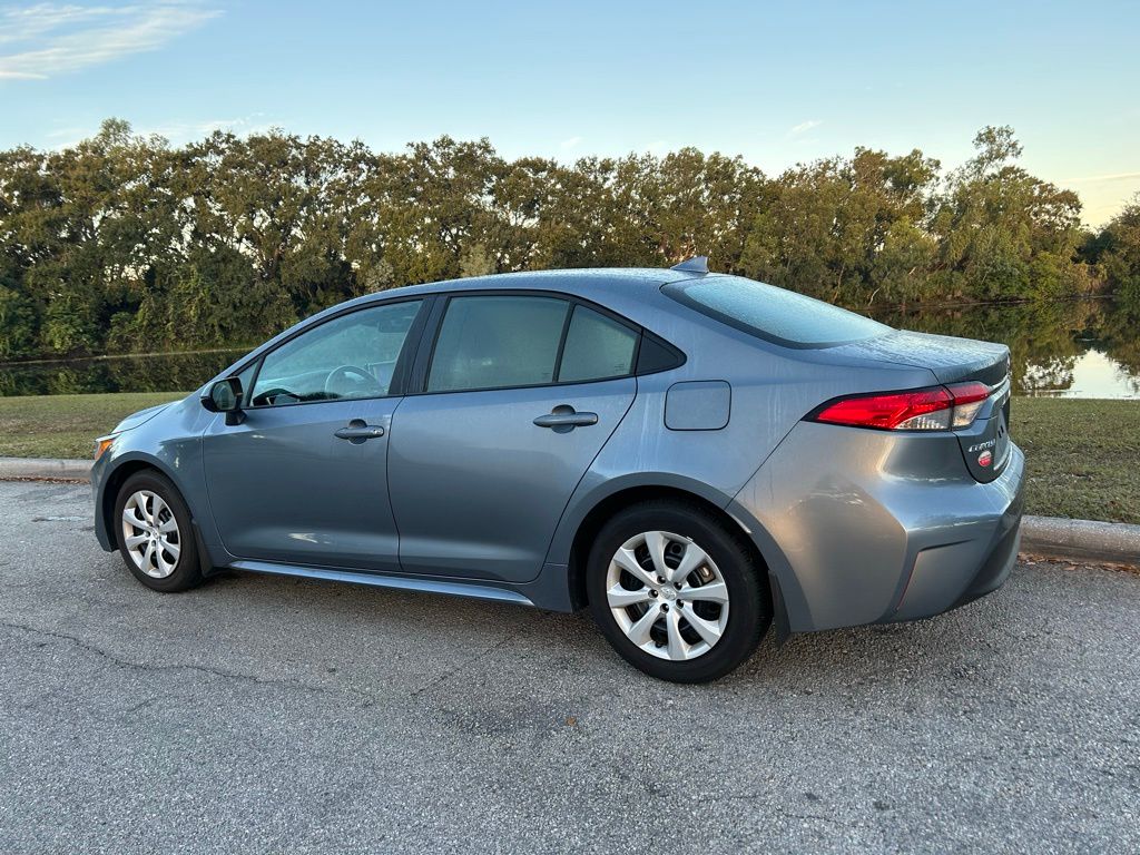 Thumbnail: 2025 Toyota Corolla - 2