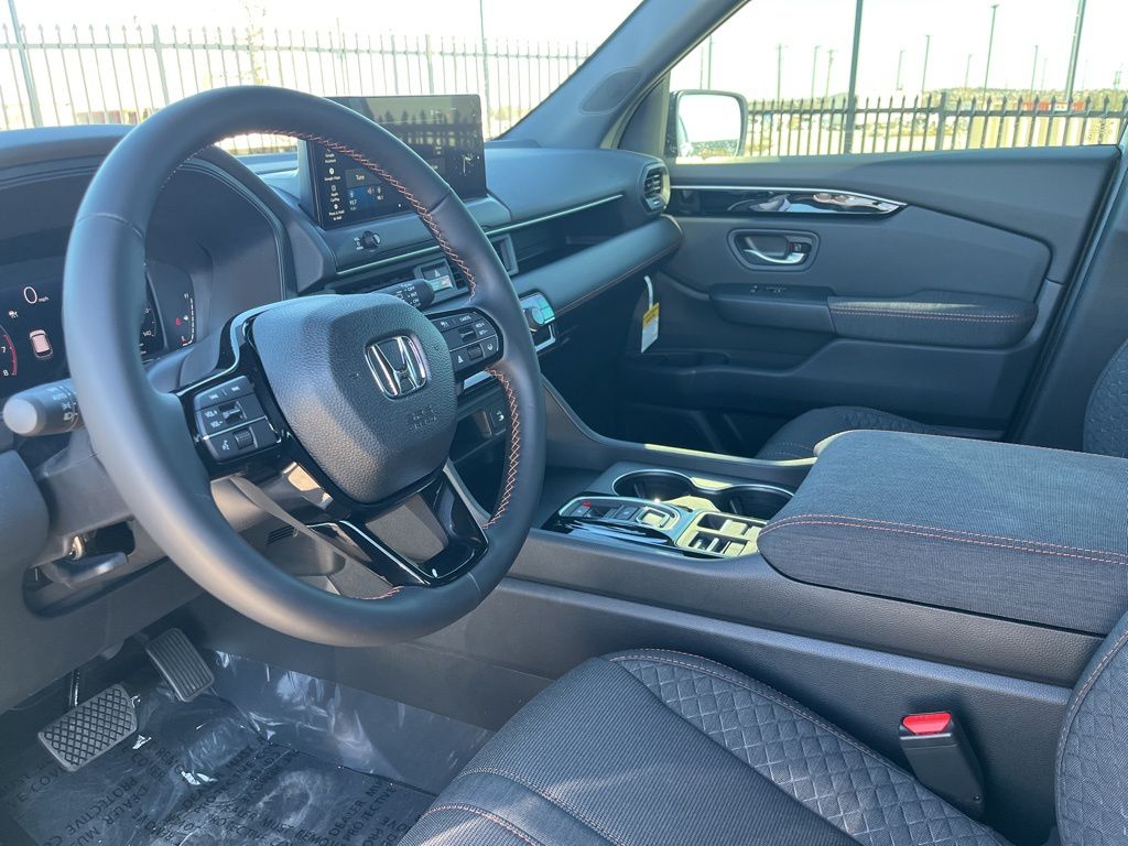 Thumbnail: 2026 Honda Pilot - 10