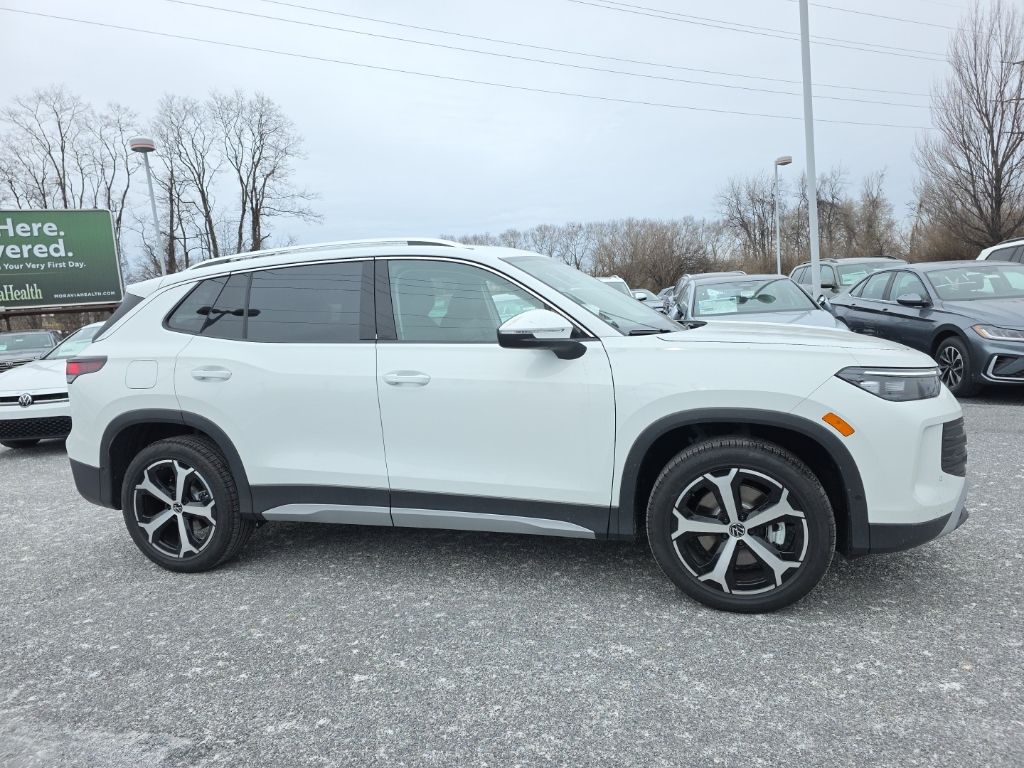 2026 Volkswagen Tiguan 2.0T SE - 3