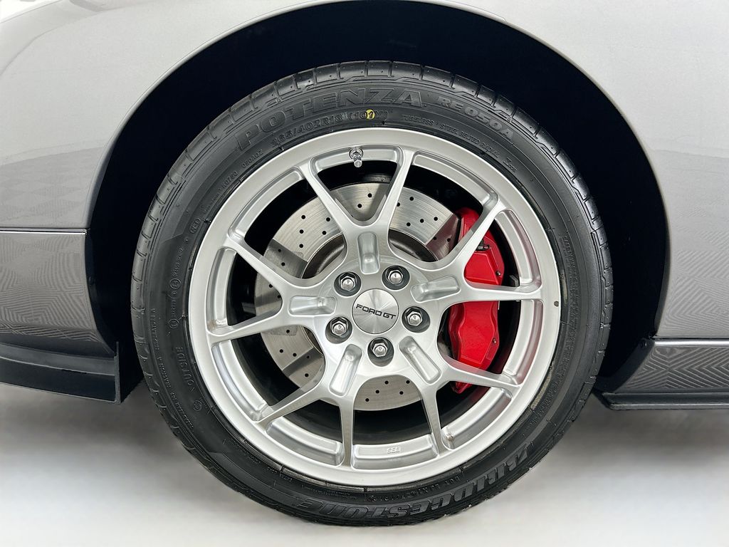 Thumbnail: 2006 Ford GT - 23