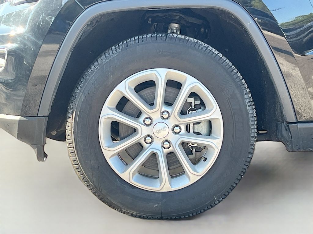 2022 Jeep Grand Cherokee WK Laredo X Black at Victoria Chrysler Dodge Jeep Ram