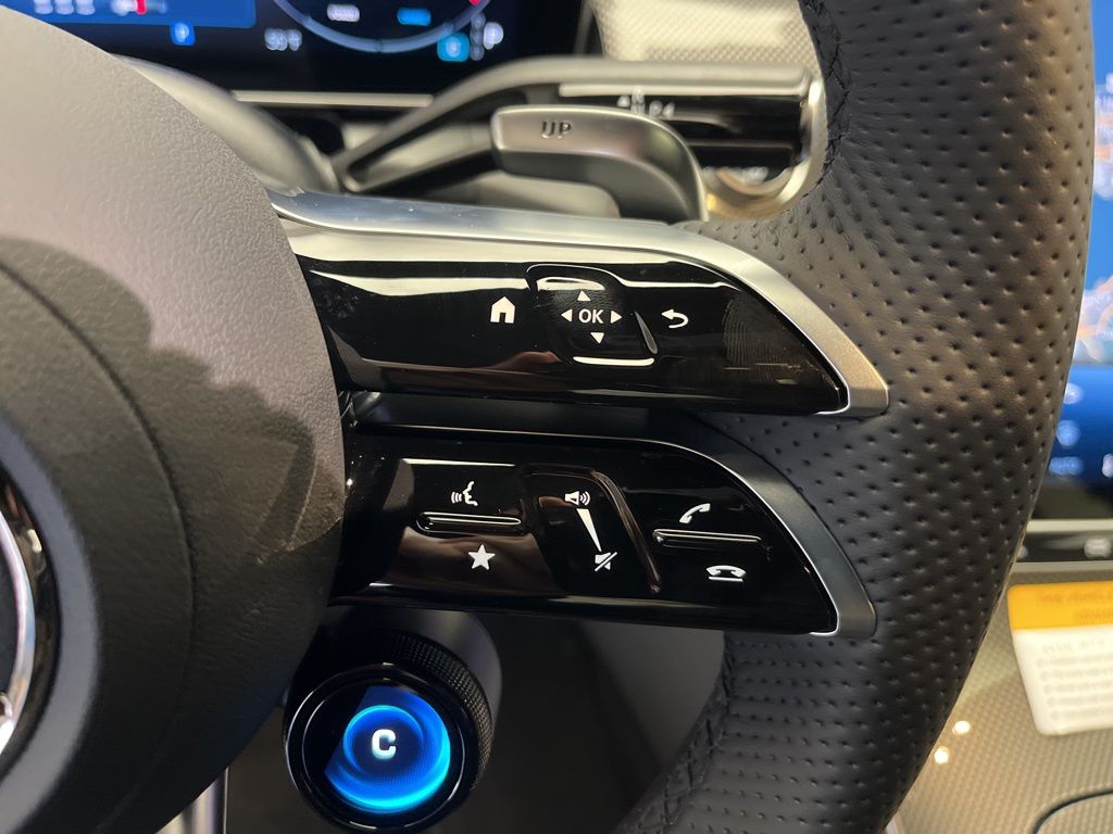 Thumbnail: 2026 Mercedes-Benz GLC - 16