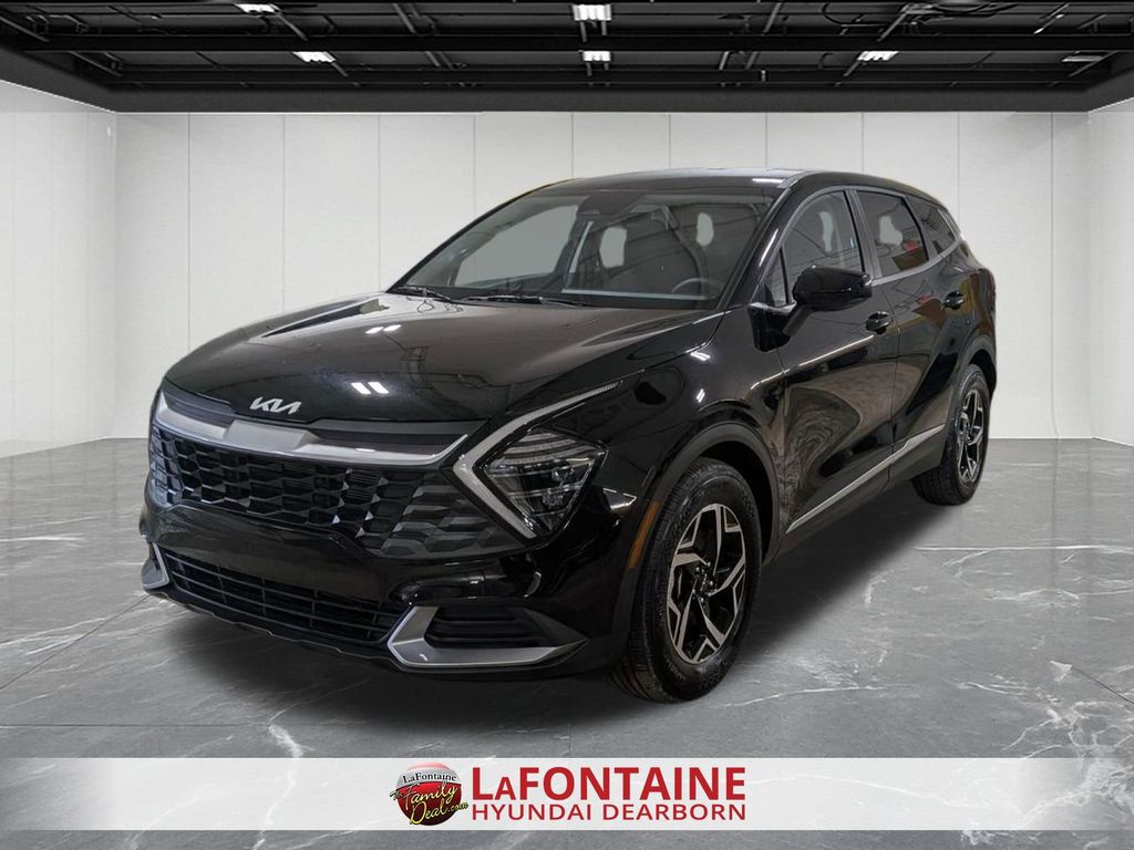 2025 Kia Sportage 2.5 LX AT's photo