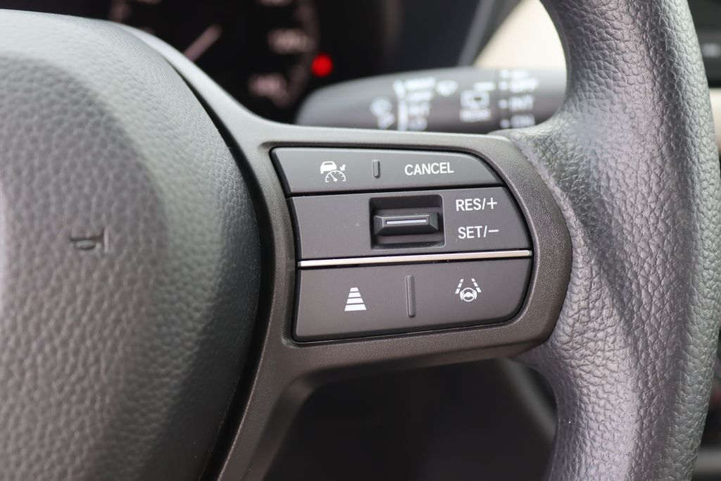 2025 Honda HR-V LX 28