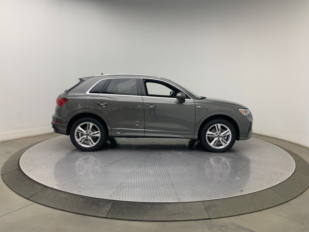 2023 Audi Q3 Premium Plus 9