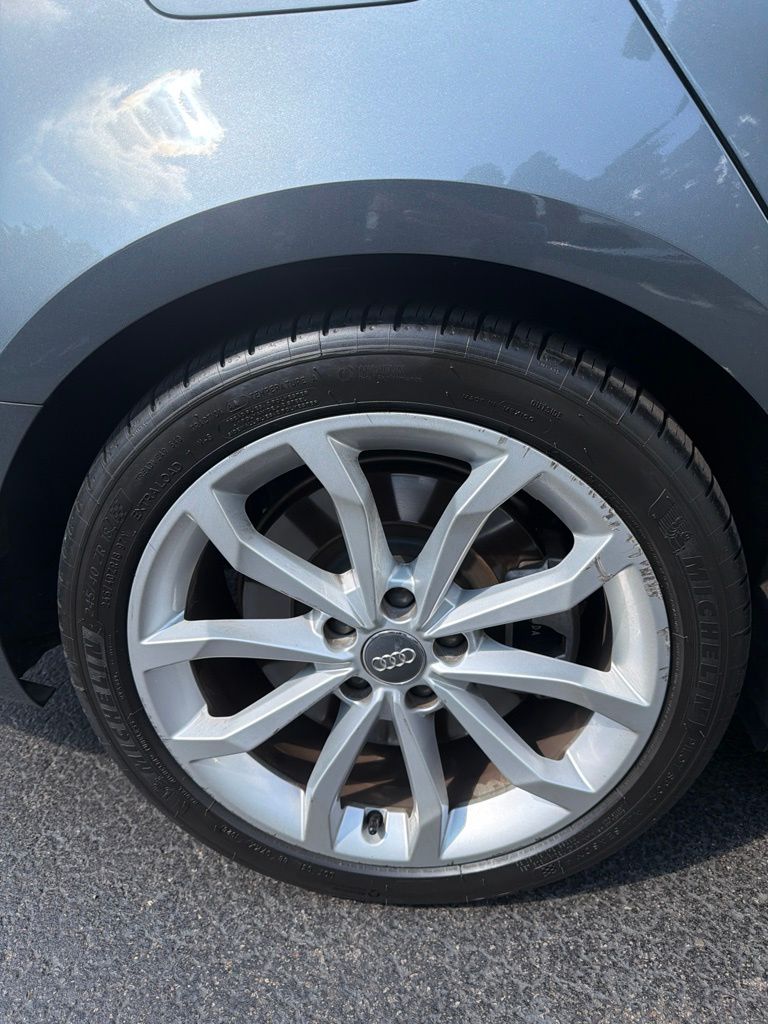Used 2019 Gray Audi 2.0T Prestige image 7