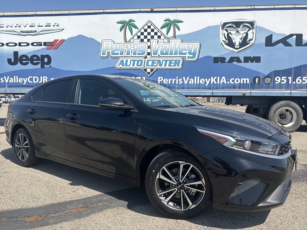2023 Kia Forte LXS