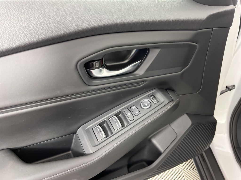 Thumbnail: 2025 Honda Accord - 24