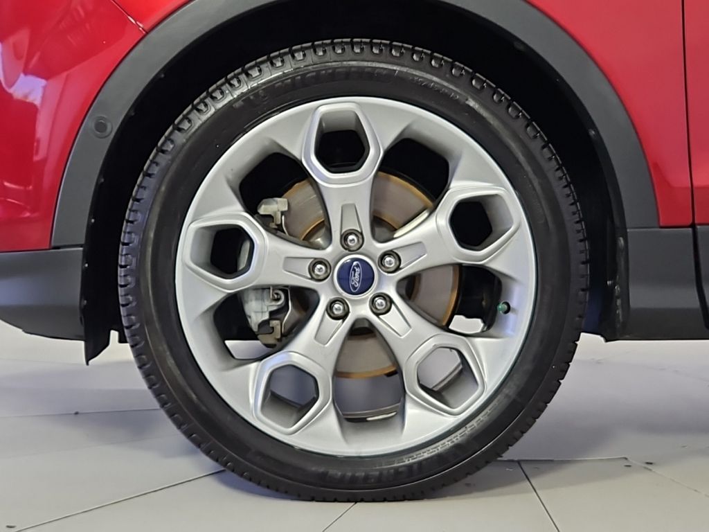 Thumbnail: 2014 Ford Escape - 5