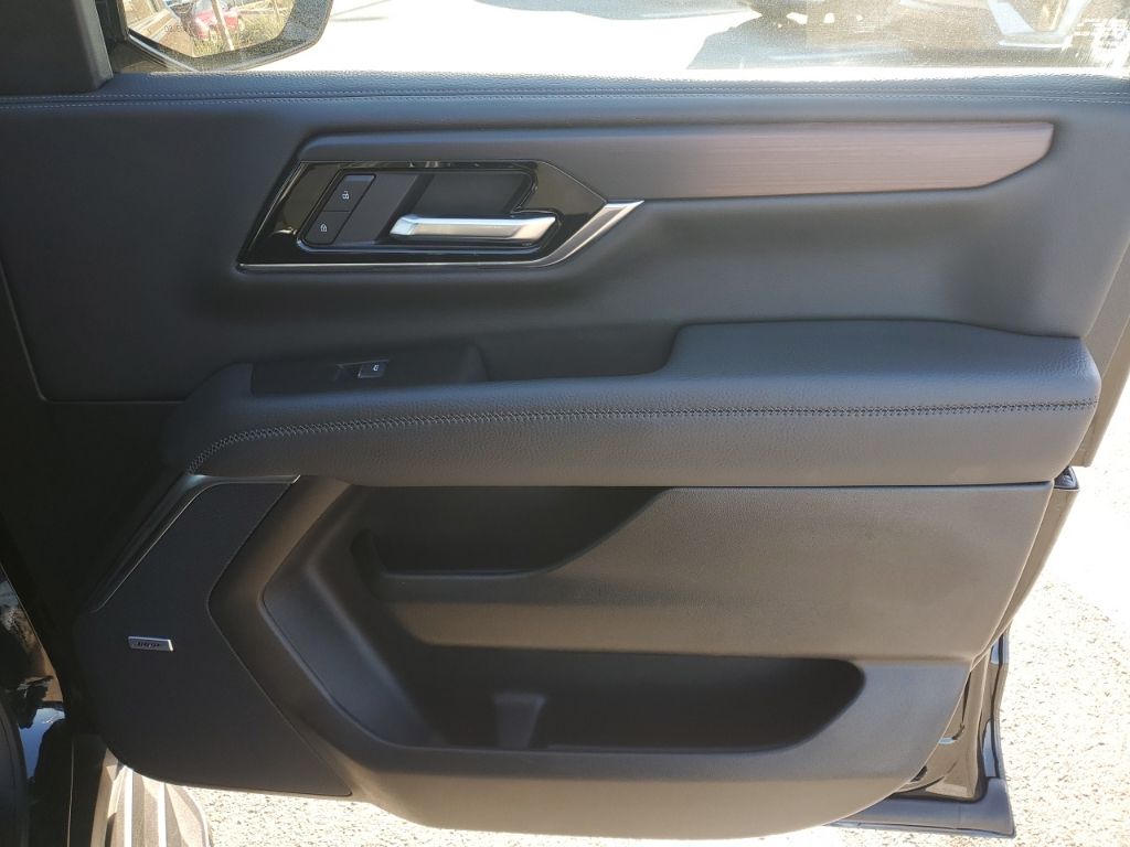 Used Car 2025 Gmc Yukon  Denali For Sale Under $80,000 In Austin, Texas