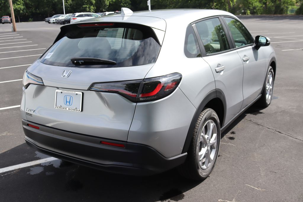 2025 Honda HR-V LX 5