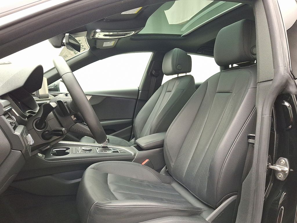 Thumbnail: 2019 Audi A5 - 13