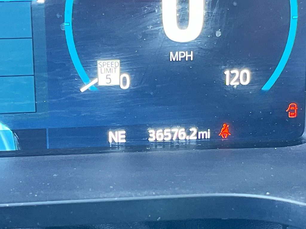 2023 Ford F-150 Lariat - 11
