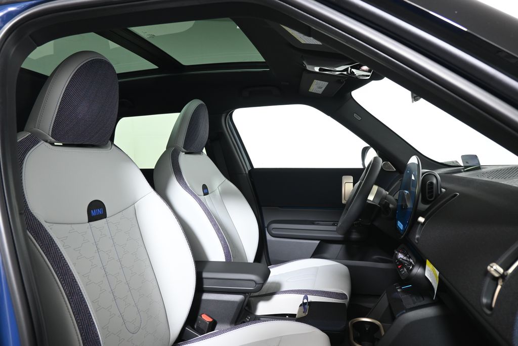 Thumbnail: 2026 MINI Cooper Countryman - 21