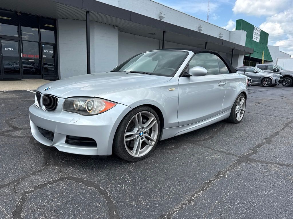Titanium Silver Metallic 2009 BMW 1 Series Convertible Rear-Wheel Drive 6-Speed Automatic