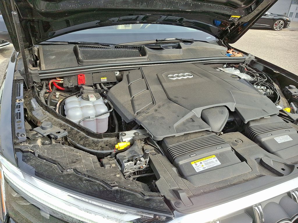 Thumbnail: 2025 Audi Q7 - 29