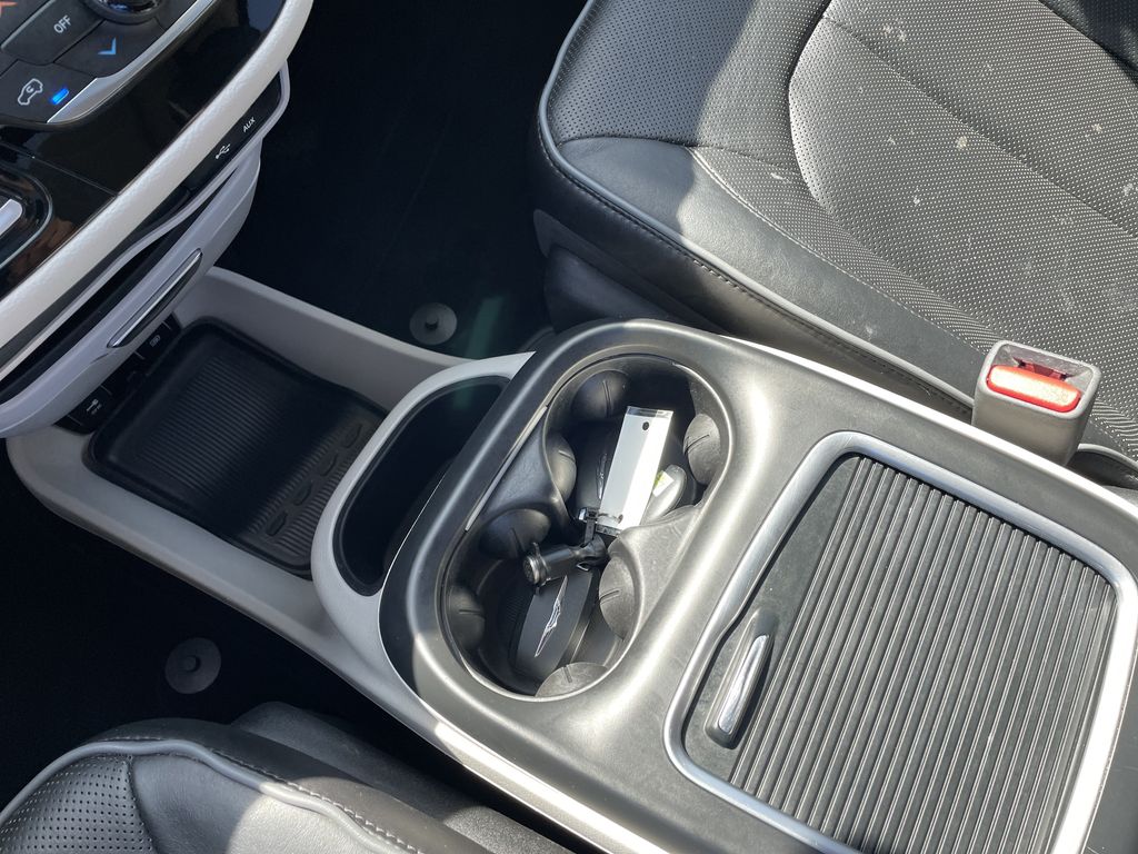 Used 2019 Chrysler Pacifica Van