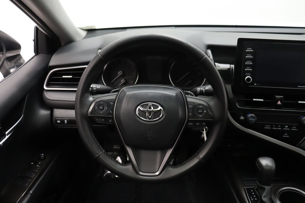 2024 Toyota Camry SE 23