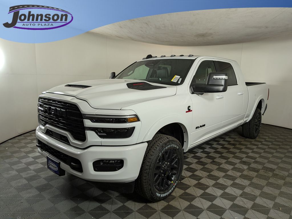 Bright White Clearcoat 2026 RAM 2500 Pickup Truck Four-Wheel Drive 8-Speed Automatic