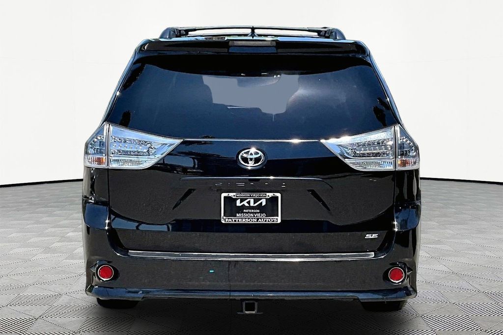 car-gallery-4