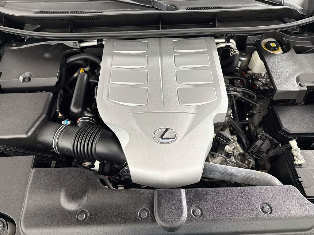 Thumbnail: 2023 Lexus GX - 32