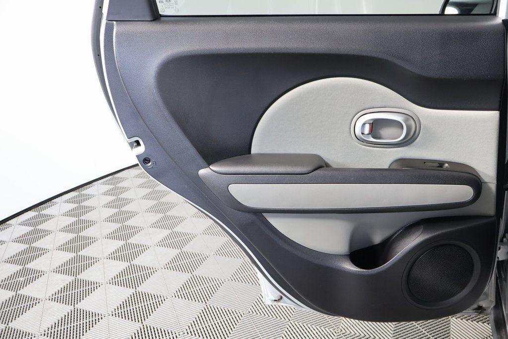 Thumbnail: 2016 Kia Soul - 13