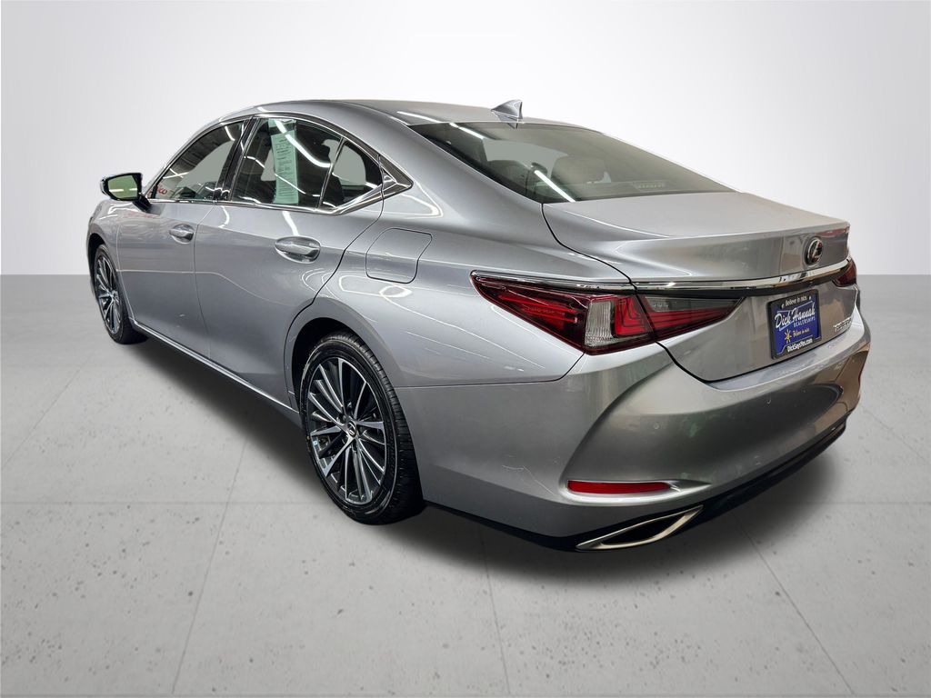 2022 Lexus ES 350