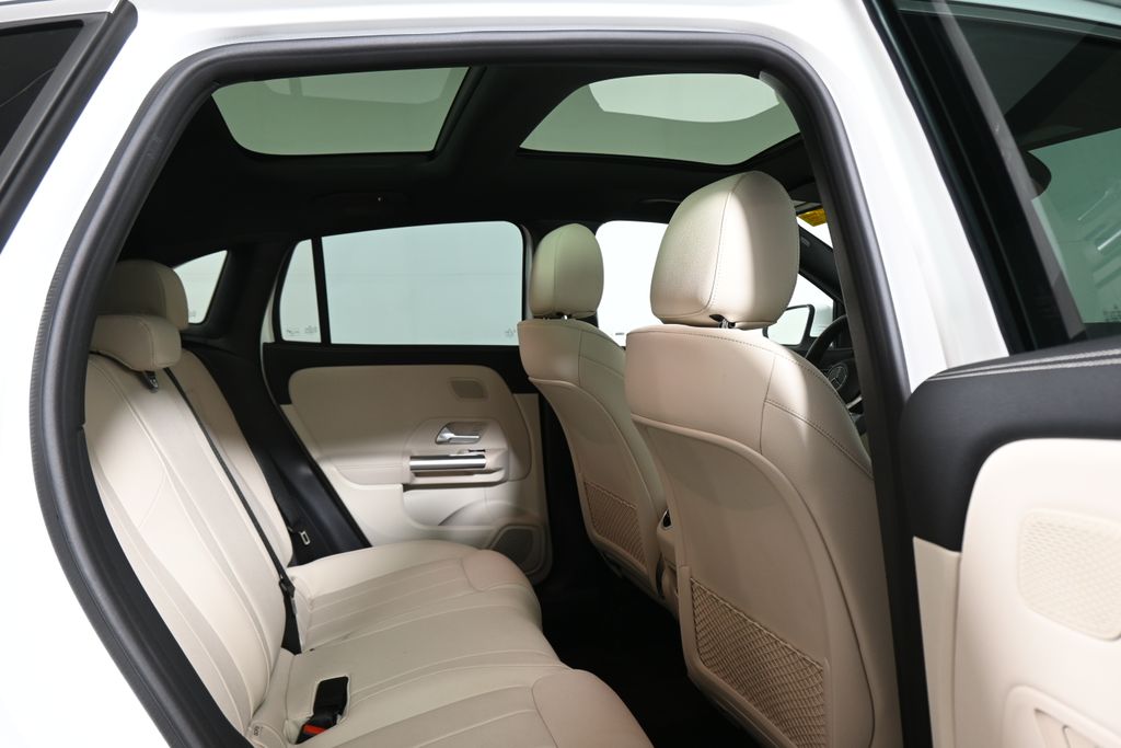 Thumbnail: 2026 Mercedes-Benz GLA - 24