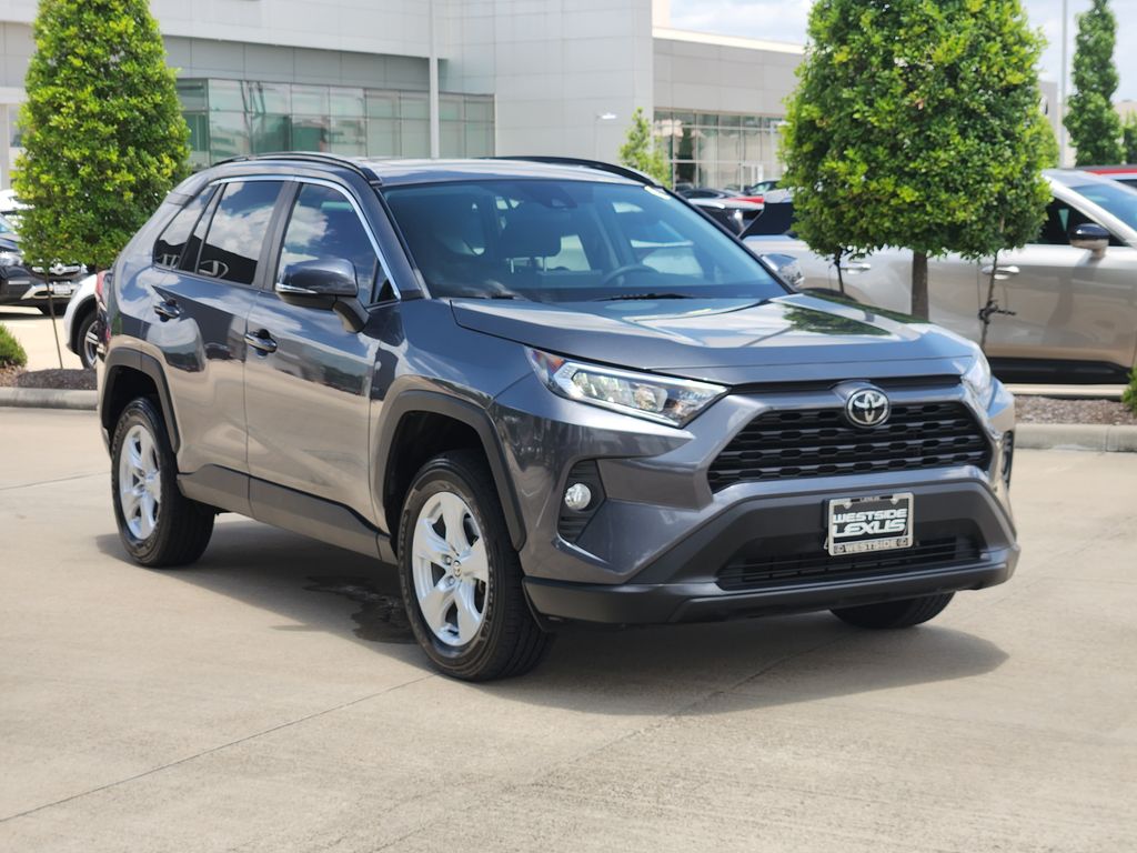 2021 Toyota RAV4 XLE - 2