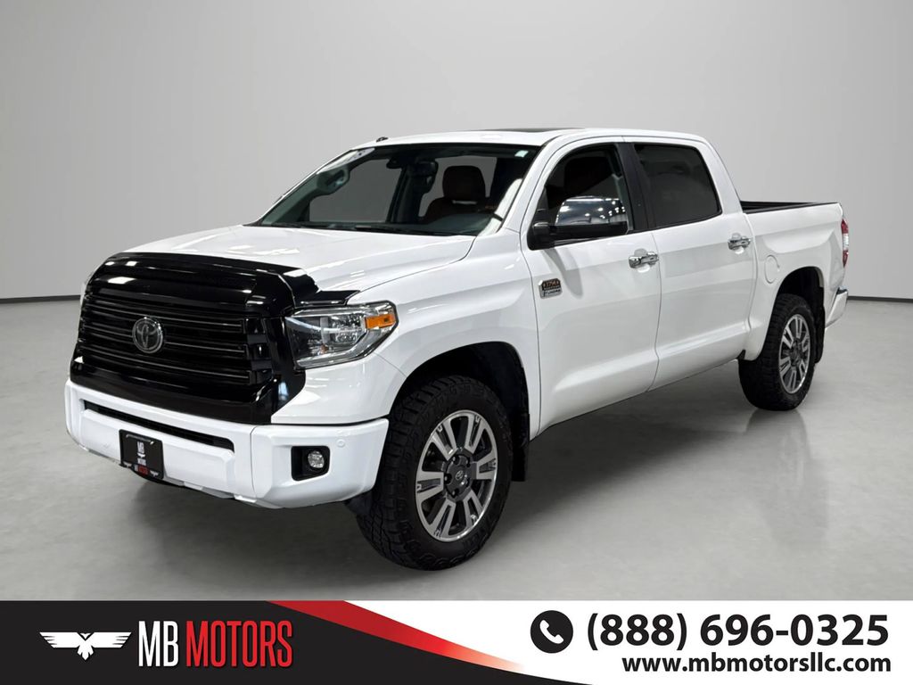 White 2018 Toyota Tundra Pickup Truck Four-Wheel Drive 6-Speed Automatic Overdrive