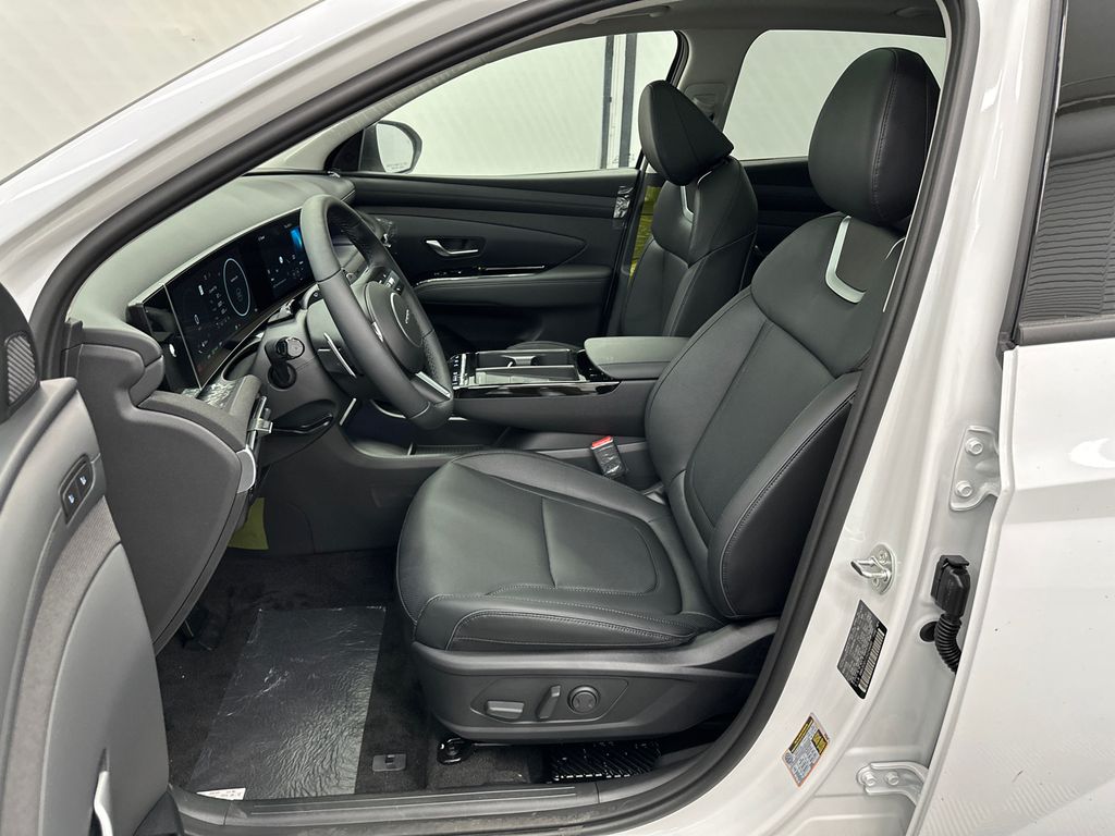 2025 Hyundai Tucson Hybrid Limited - 8