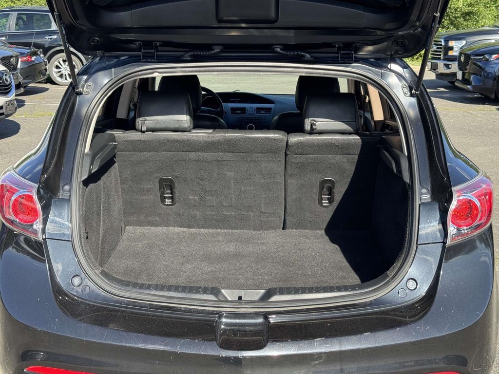2013 Mazda MAZDA3 i Touring - Photo 29