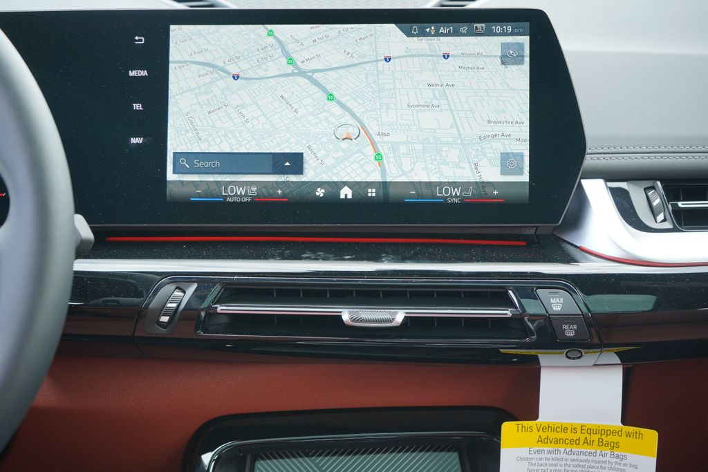 Thumbnail: 2026 BMW X1 - 13