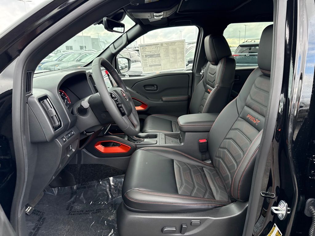 View vehicle photo 4