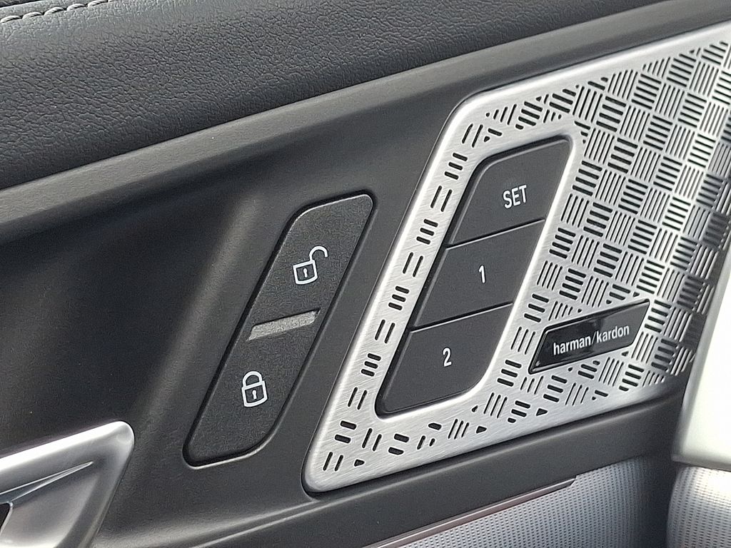 Thumbnail: 2024 BMW X1 - 25