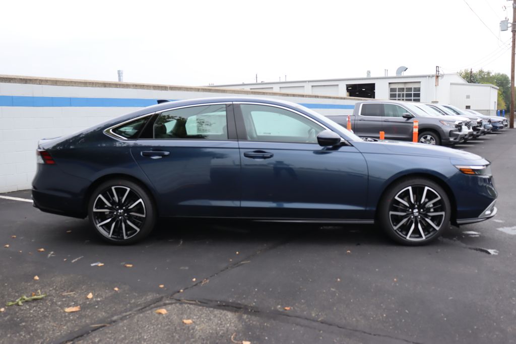 2025 Honda Accord Touring 6