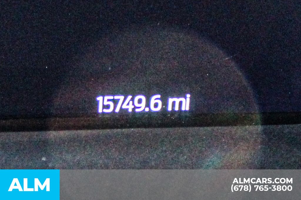 Used 2025 White Ford Platinum image 39