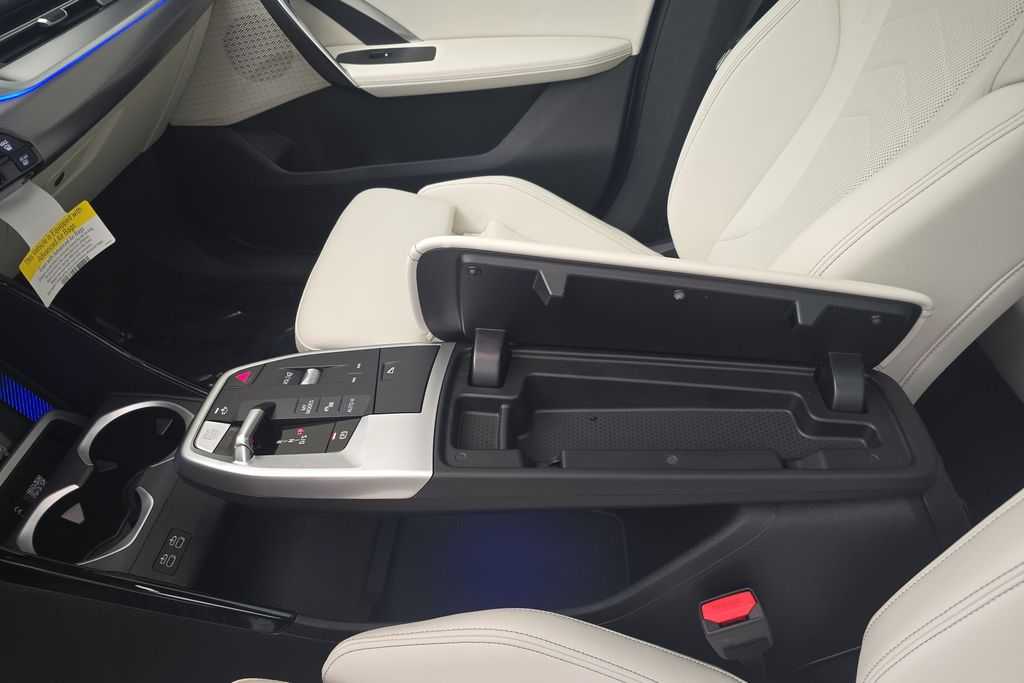 2026 Bmw X1 M35i photo 18