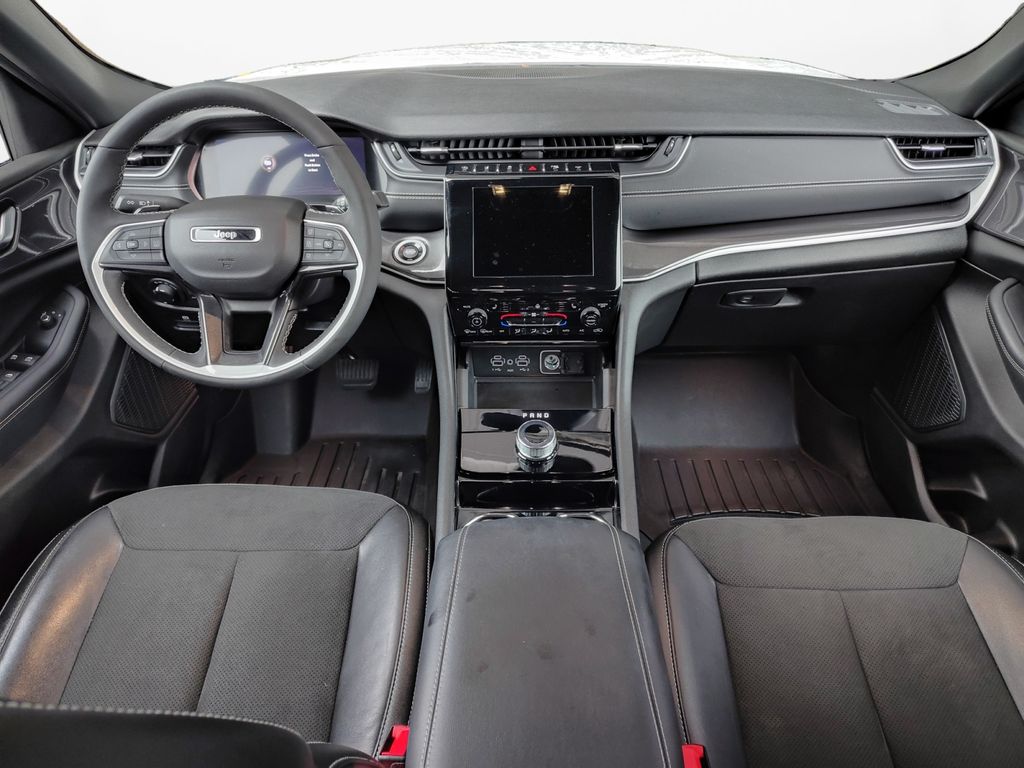 Used Car 2023 Jeep Grand Cherokee  Altitude For Sale Under $30,000 In Austin, Texas