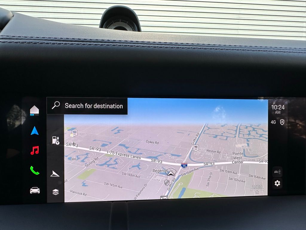 Thumbnail: 2025 Porsche Taycan - 29