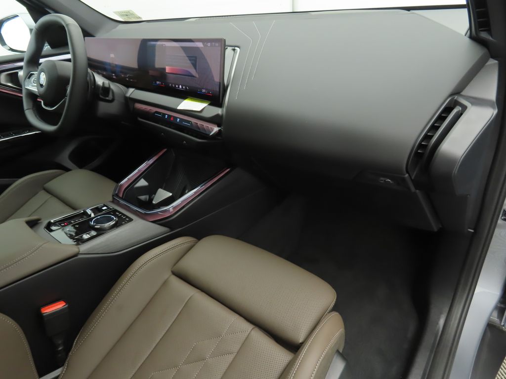 Thumbnail: 2026 BMW X3 - 18