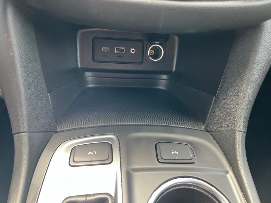 Used 2024 Chevrolet Equinox SUV