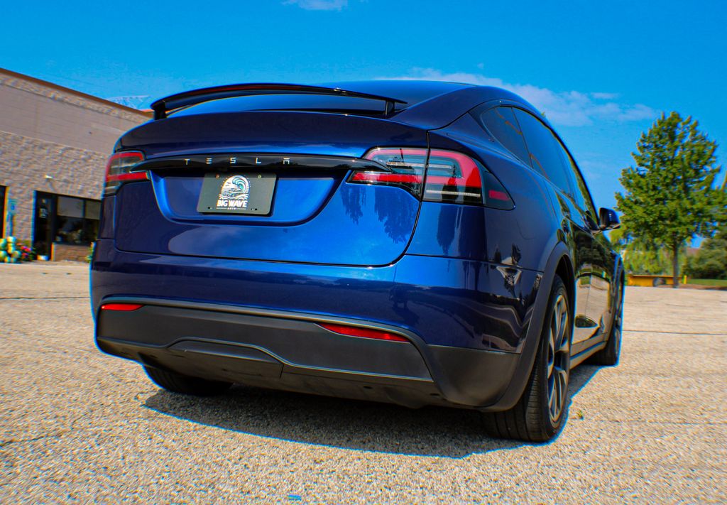 Exterior 6