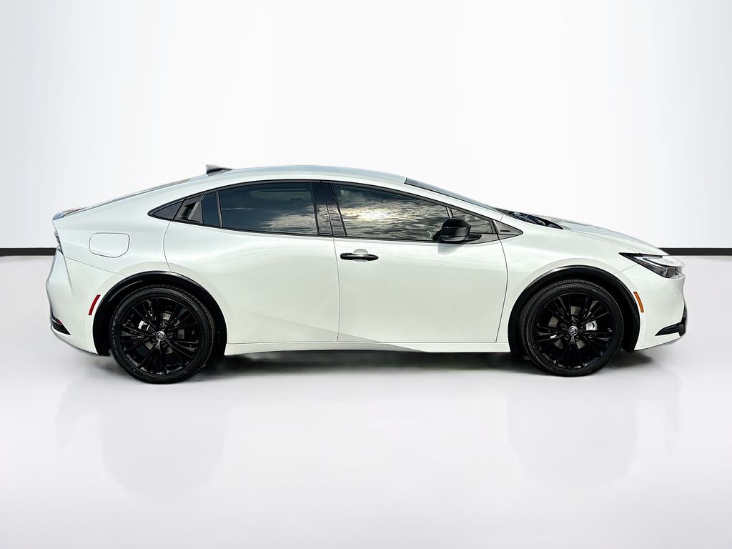 Thumbnail: 2026 Toyota Prius - 4